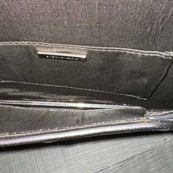 NWT BCBG MaxAzria Silver Sequined Envelope Clutch - Picture 7 of 8